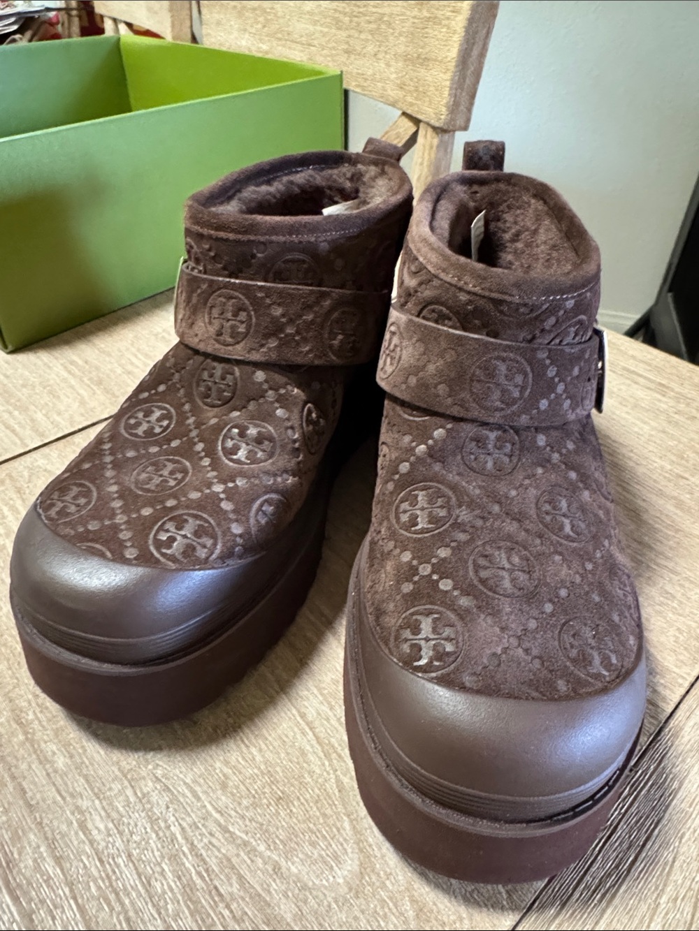 Tory Burch Brown Suede Logo-Stamped Ankle Boots size 7 NEW